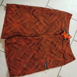 Men's UNDER ARMOUR Swimsuit Size 30